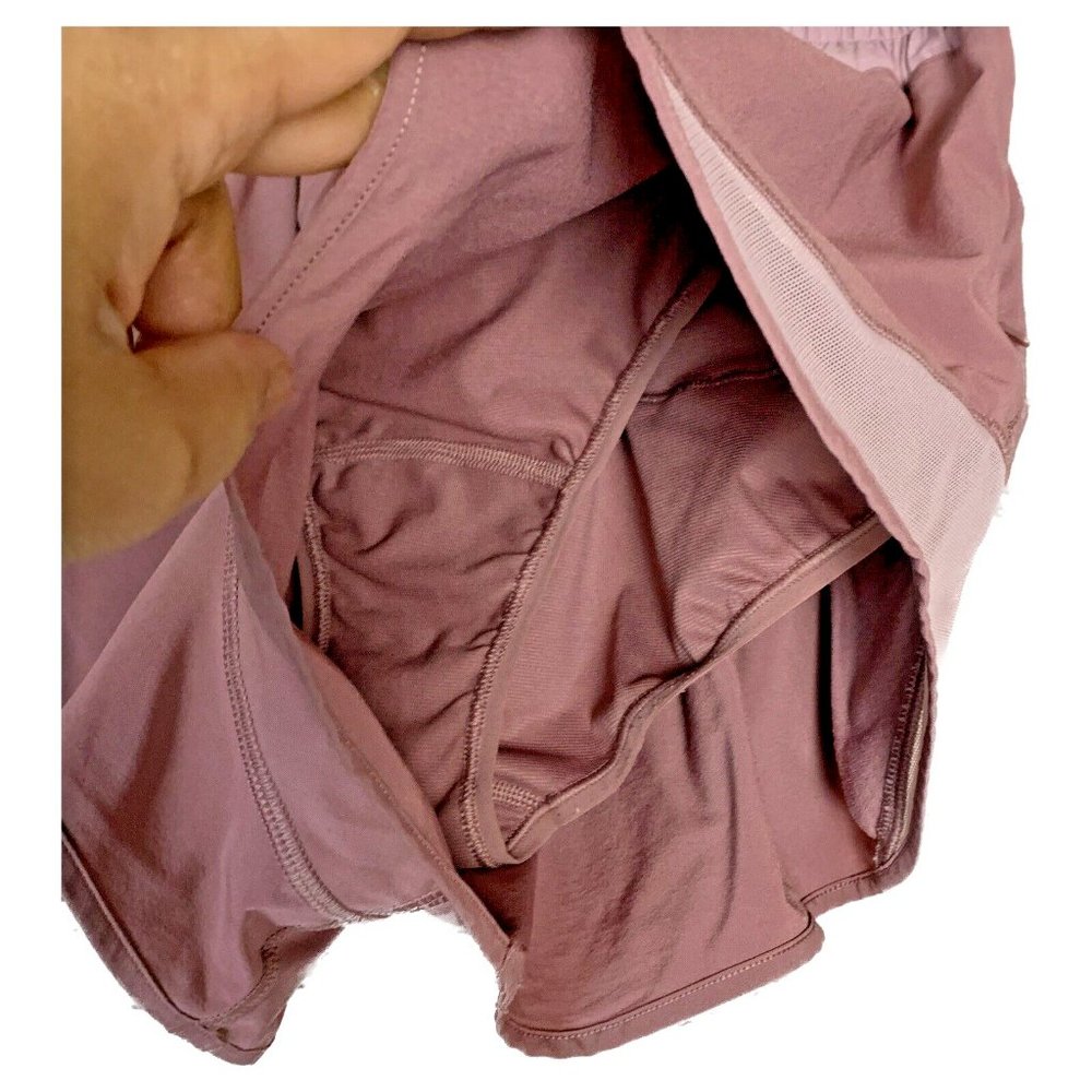 Sold - Lululemon Hotty Hot Shorts in Quicksand - Picture 9 of 10